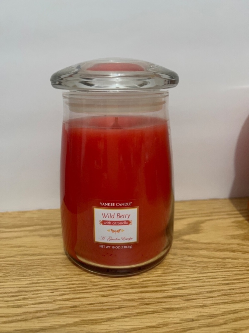 YANKEE CANDLE WILD BERRY W/CITRONELLA 19 OZ. RETIRED HTF